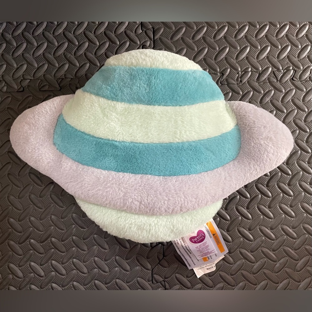 NWOT Parent’s Choice Toddler Pillow - PLANET